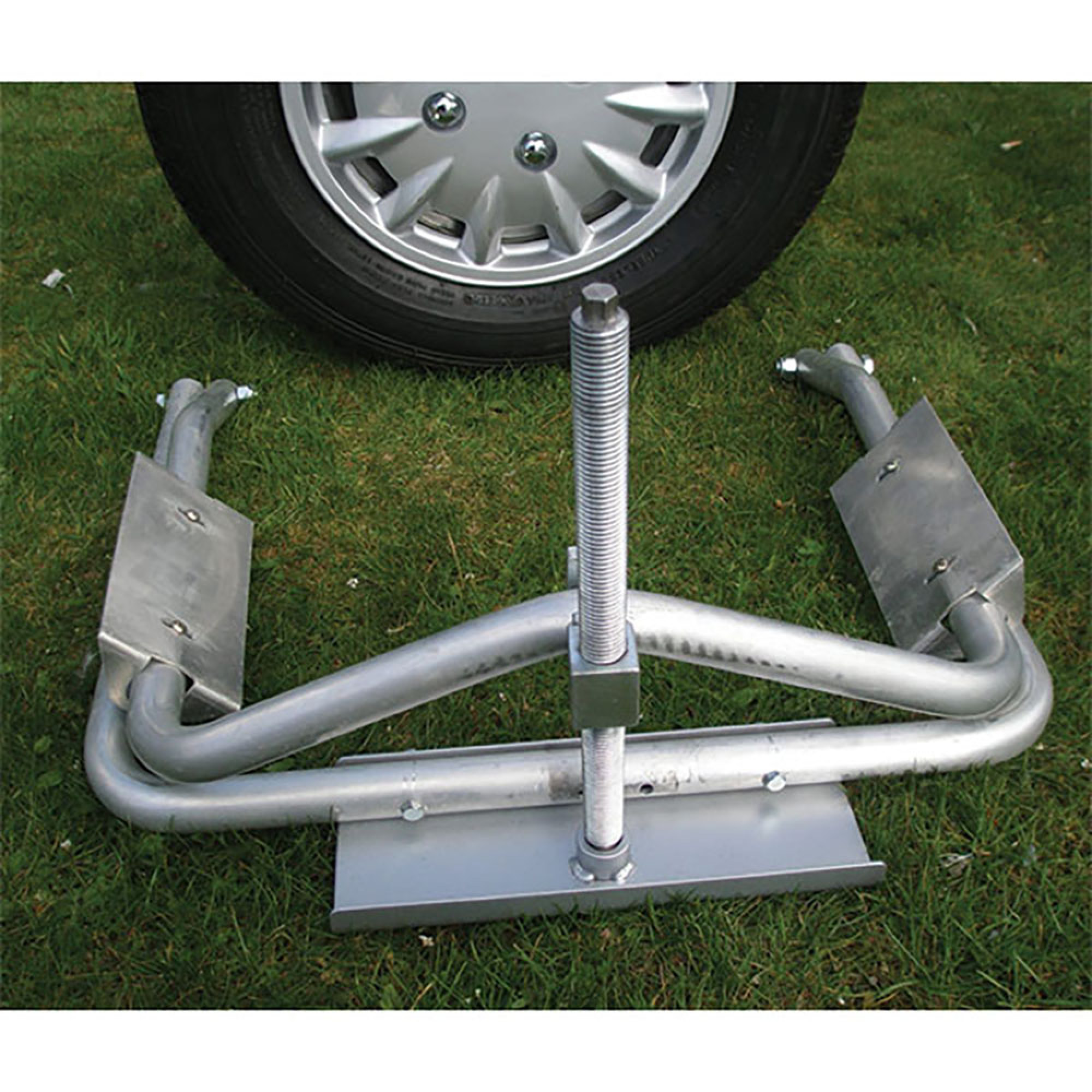 Sollevatori per ruote caravan 3