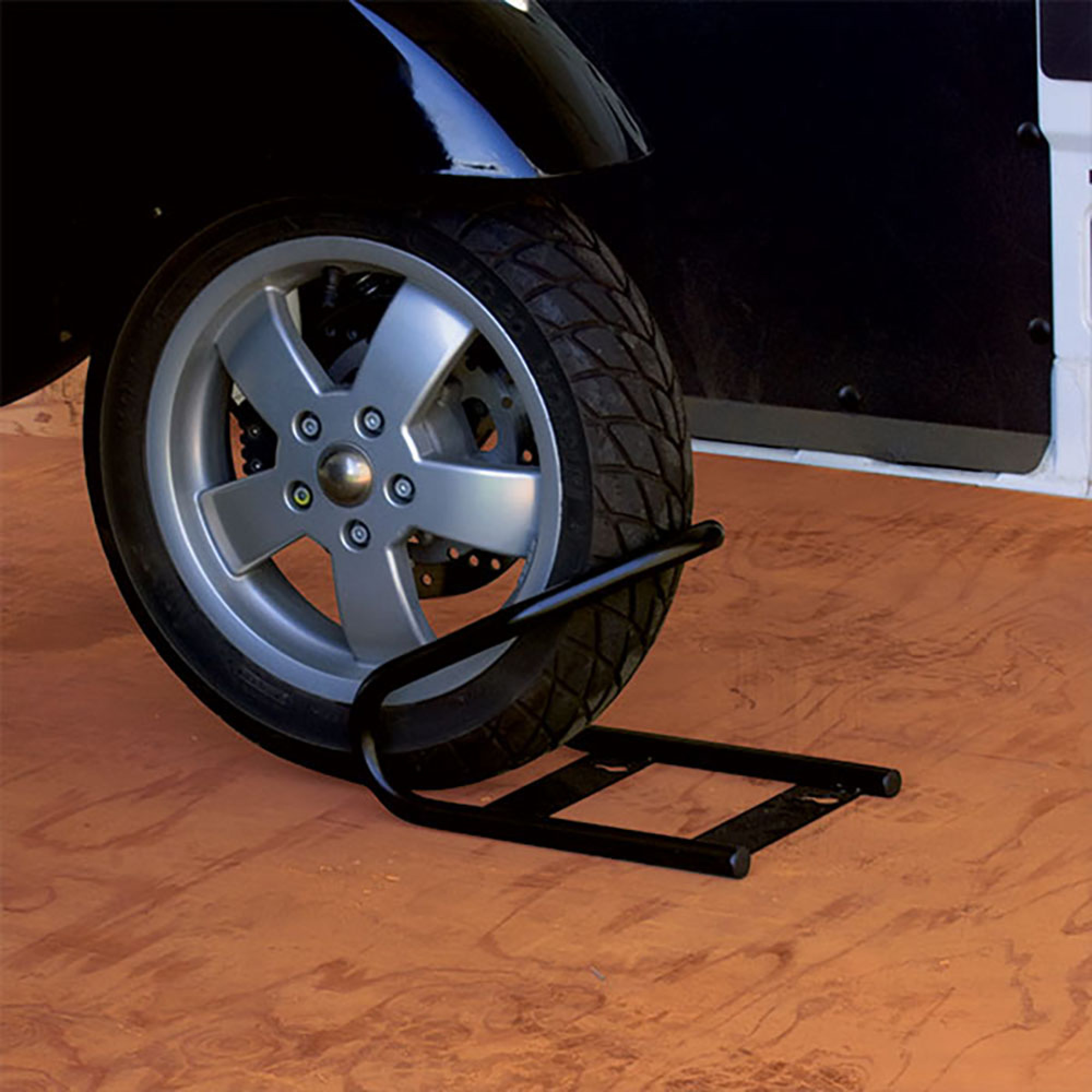 Moto Wheel Chock Front 1