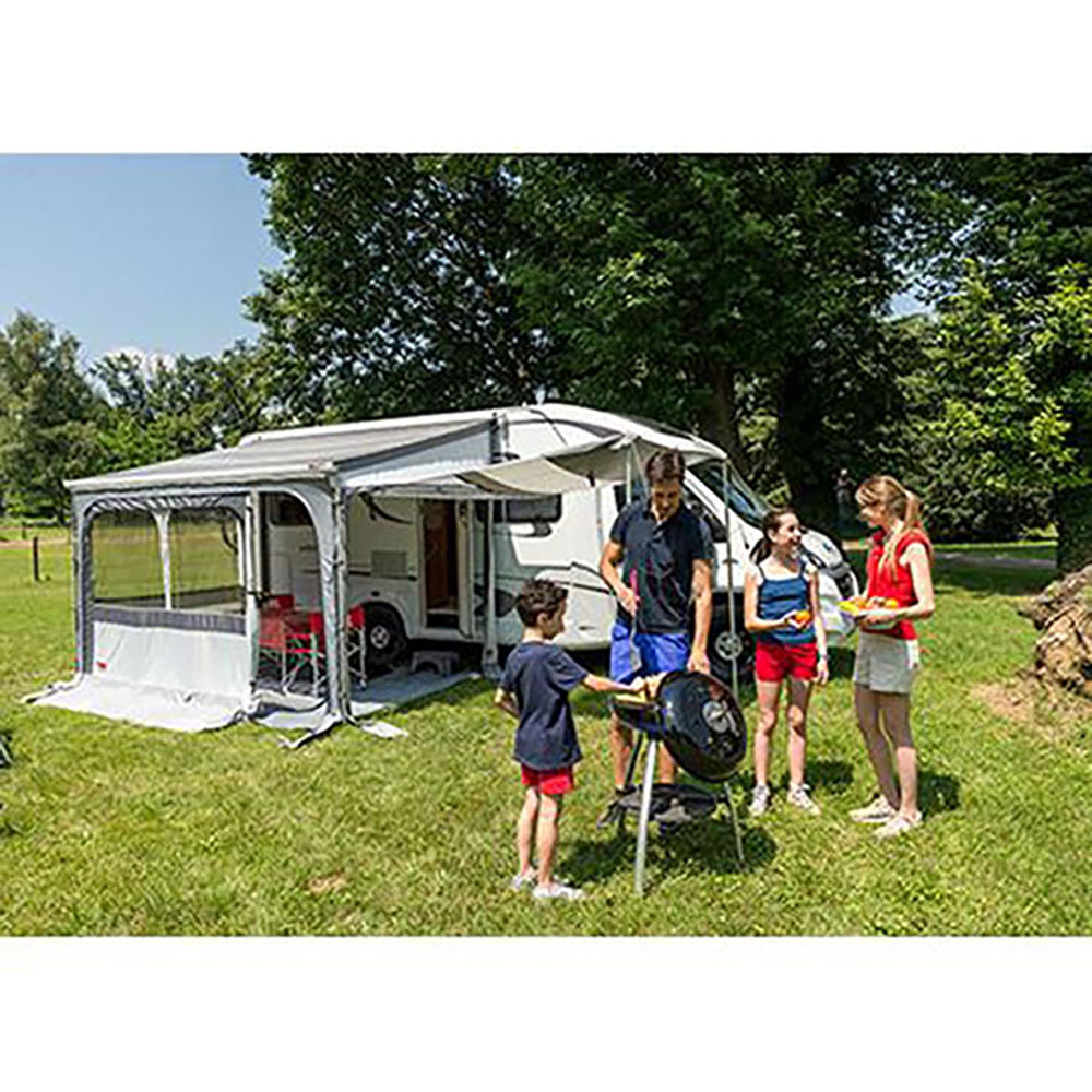 Privacy Ultra Light 260 Van 1